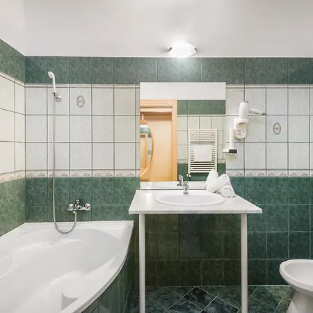 Platan Hotel