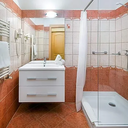 Hotel Platan