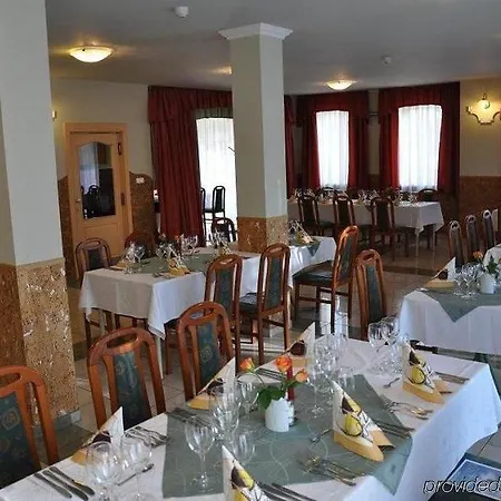 Platan Hotel