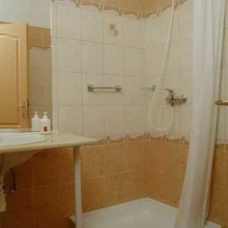 Hotel Platan