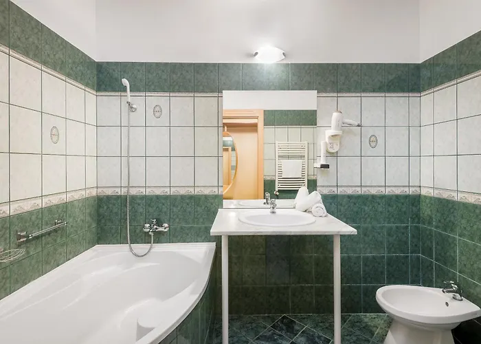 Platan Otel