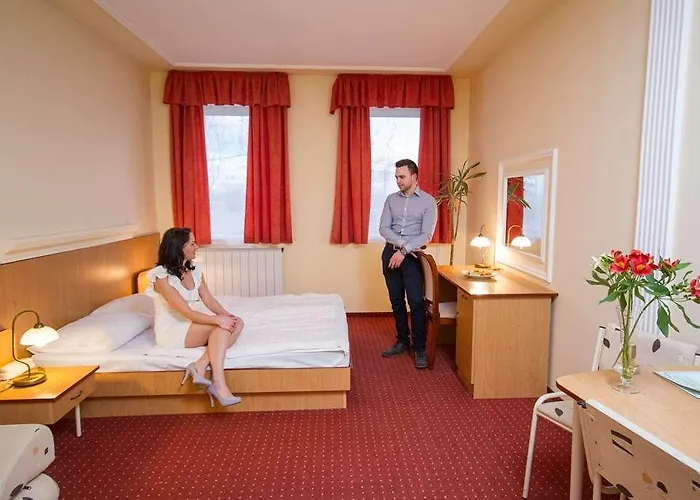 Hotell Platan